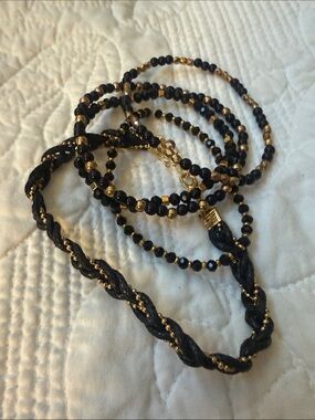 Source Unknown Black and Gold Layered Beaded Bracelet Set